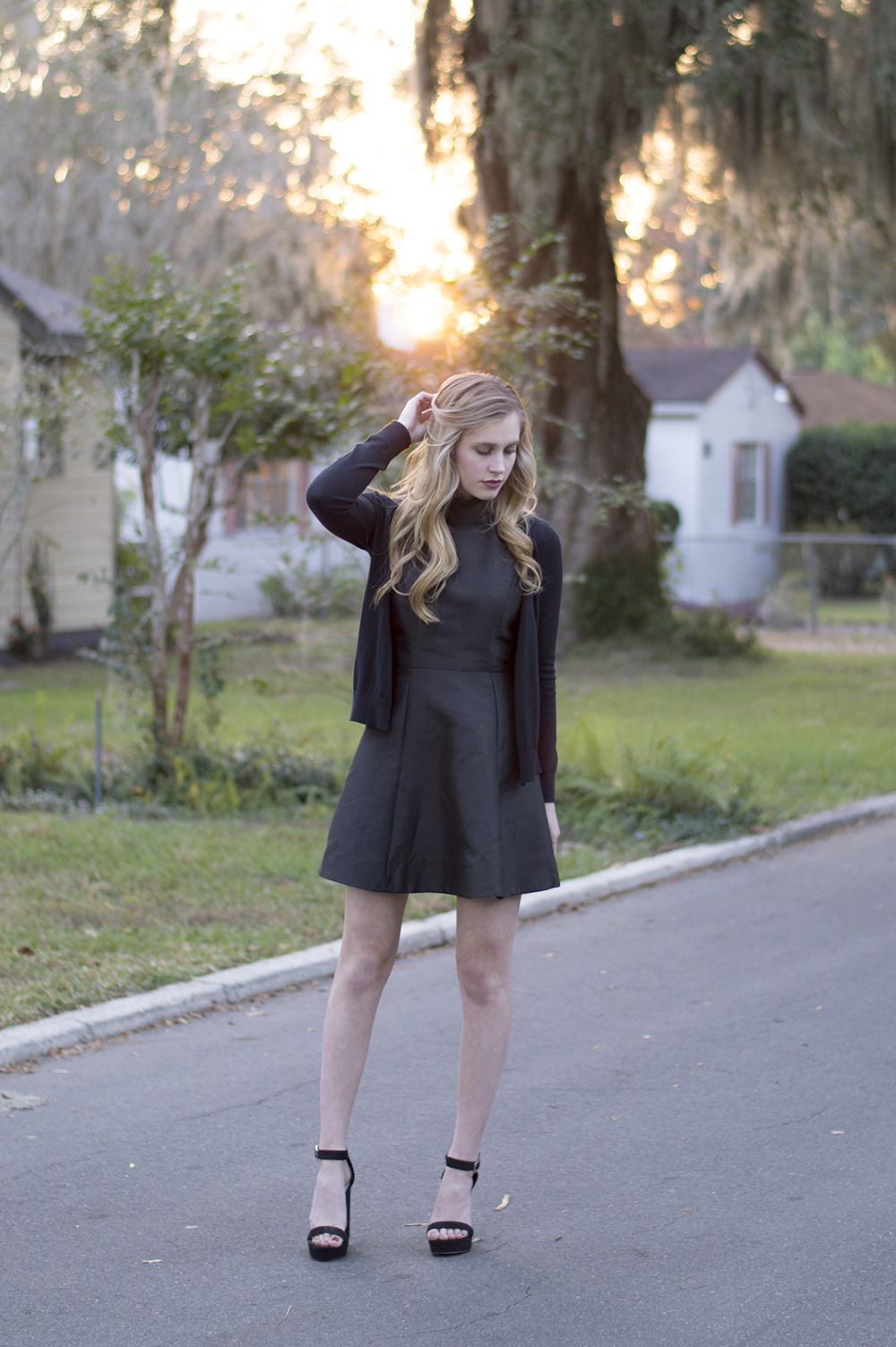styelled-blog-fashion-blogger-style-fall-trends-winter-little-black-dress-forever-21-blonde-sweater-weather-01