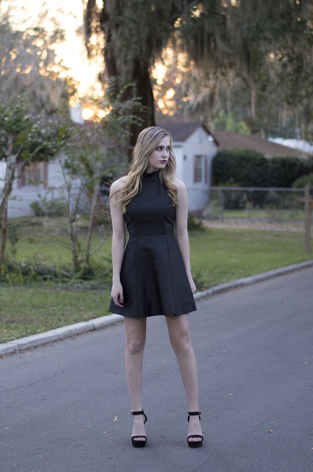 styelled-blog-fashion-blogger-style-fall-trends-winter-little-black-dress-forever-21-blonde-sweater-weather-03